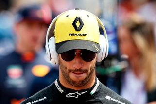 Ricciardo: "Temevo le telefonate di Helmut Marko"