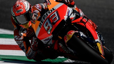 Mugello: Marquez vola nel Warm Up, Rossi 15°