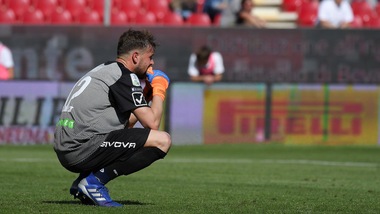 Rabbia Salernitana: denunciati gli aggressori di Micai