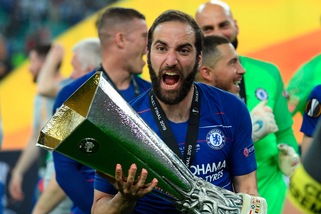 Juve, che fare con Higuain: ora spunta l'Atletico Madrid