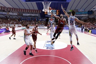Basket, Serie A: Venezia-Cremona, scatto Umana a 1,30