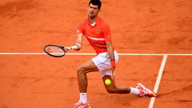 Roland Garros, Djokovic-Thiem rimandata per maltempo