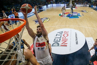 Venezia vola in finale scudetto. Battuta Cremona 79-69
