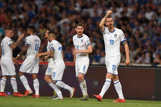 Italia show, Chiellini: "Grande vittoria!!!". Bonucci: "Una squadra che gioca a calcio"