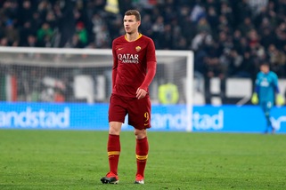 Daily Star: "Il Tottenham dice no alla Roma per Dzeko"