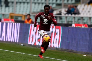 Torino, ufficiale: Aina è tutto granata