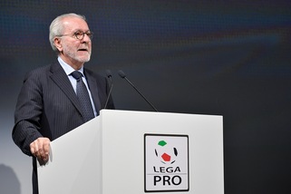 Ghirelli: "Il campionato? Non so se partirà. Fuori i banditi dalle proprietà"