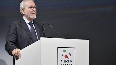 Ghirelli: "Il campionato? Non so se partirà. Fuori i banditi dalle proprietà"