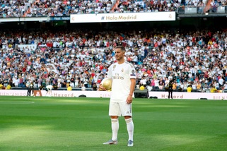 Real Madrid, Hazard si presenta: "Era il mio sogno"