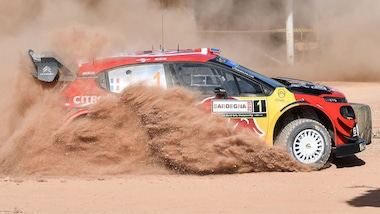 Rally Sardegna: Ogier subito in testa