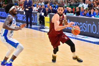 Finale Scudetto: Venezia sbanca Sassari 76-73