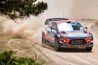 Rally Sardegna: Sordo in testa, Ogier si ferma