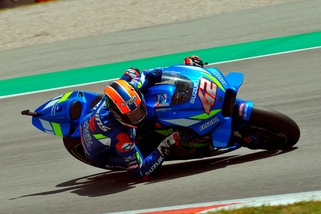 Catalogna: terze libere a Rins, Rossi è quarto