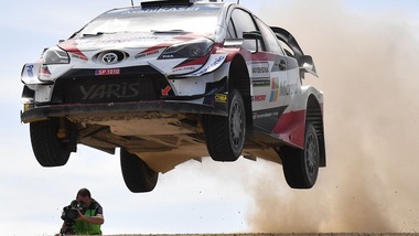 Rally Sardegna: Tanak al comando