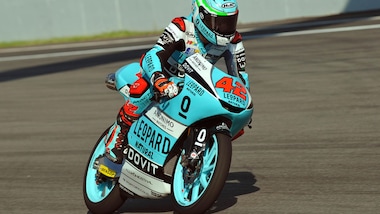 Moto3, vittoria Ramirez in Catalogna: Vietti rimonta ed è terzo