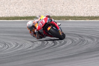 MotoGp, Catalogna: vince Marquez, terzo Petrucci