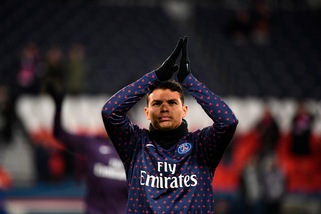 Le Parisien: "Clamoroso Psg, Thiago Silva in vendita!"