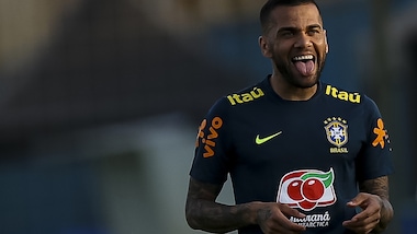 Dani Alves, fine carriera in Brasile: San Paolo o Bahia