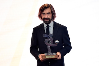 Truffava commercianti spacciandosi per Pirlo: denunciato