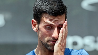 Djokovic si ferma a rifiatare: tornerà per giocare Wimbledon