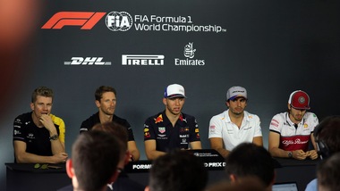 Caso Vettel, i piloti: "Penalità severa, ma ci sono delle regole"