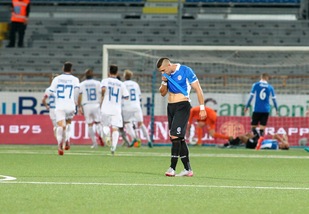 Como, Raggio Garibaldi rinnova per due stagioni