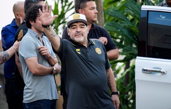 Maradona: "Non ho l'Alzheimer e non sto morendo"
