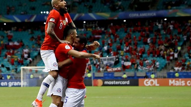 Il Cile batte l’Ecuador e vola ai quarti di Coppa America: Sanchez segna e si fa male