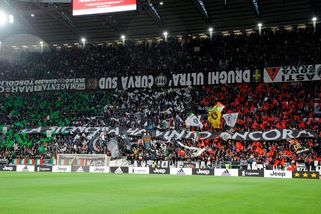 Juventus, via agli abbonamenti: i prezzi salgono del +10%