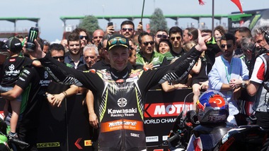 Sbk, Donington: Rea centra anche la Tissot Superpole Race