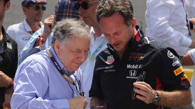 Jean Todt: "Michael Schumacher lotta circondato dagli affetti"