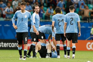 Coppa America, Suarez "elimina" l'Uruguay. Ai rigori fa festa il Perù