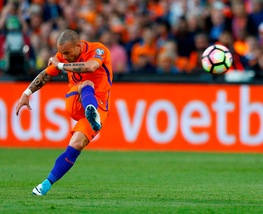 Sneijder danneggia un'auto ad Utrecht: risarcimento di 6 mila euro