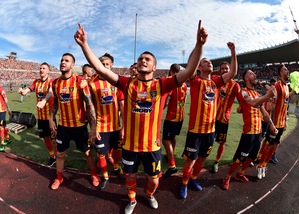 Lecce, ufficiale: preso il difensore romeno Benzar