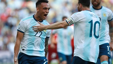 Inter, l'agente di Lautaro Martinez: "Barcellona? Nessuno ha parlato con noi"