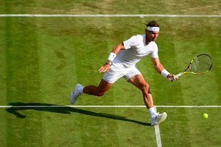 Wimbledon, Nadal facile, Kyrgios dà spettacolo. Federer col brivido