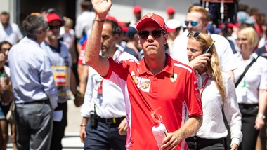 Vettel: buon compleanno dalla Ferrari family