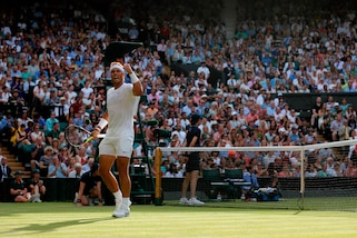 Wimbledon, Nadal stende Kyrgios e supera il turno: avanzano anche Federer e Nishikori