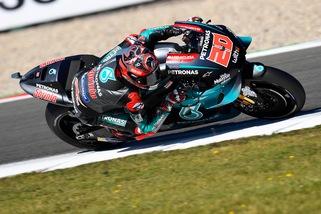 Sachsenring: Quartararo il più veloce nelle prime libere, Rossi terzo