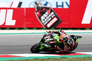 Sbk, Donington: Rea si prende Gara 1 e diventa leader