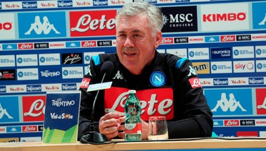 Napoli, Ancelotti:"Scudetto? Alziamo l'asticella per provare a vincere. Icardi e James ci piacciono"