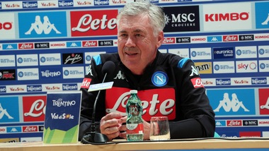 Napoli, Ancelotti:"Scudetto? Alziamo l'asticella per provare a vincere. Icardi e James ci piacciono"