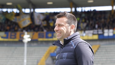 Parma, avanti con D'Aversa fino al 2022: "Consolidiamo la categoria"