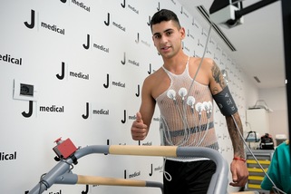 Juventus, ufficiale: Romero è bianconero. Resterà al Genoa in prestito