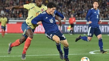 Bologna-Tomiyasu, è ufficiale: il difensore ha firmato fino al 2024