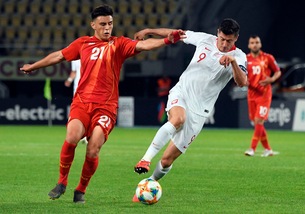 Elmas vola a Napoli. Manca solo l'annuncio