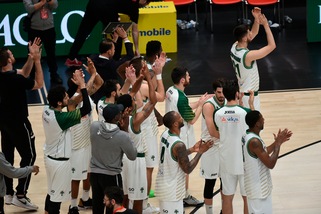 Sidigas Avellino, Gianluca Festa paga l'iscrizione in B: "Amo questa società"