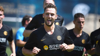 De Vrij esclusivo su Tuttosport: «De Ligt è fortissimo per l’età che ha»