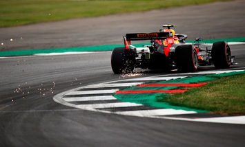 Silverstone: Gasly comanda le prime libere, Ferrari dietro