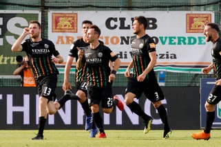 Il Venezia è stato ripescato in Serie B: escluso il Palermo